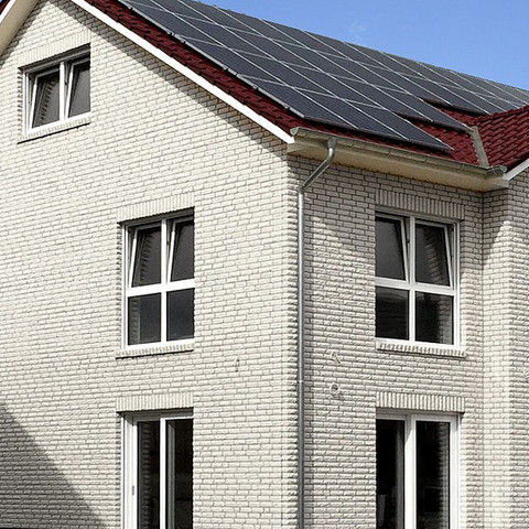 Dom jednorodzinny z dachówki MONZAtrentino