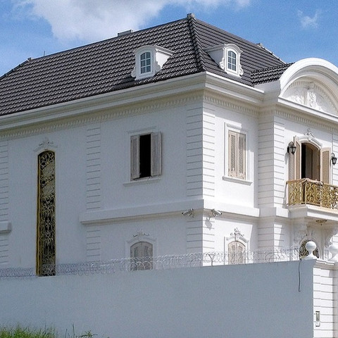 Dom jednorodzinny z dachówką Elsass kolor starej farby